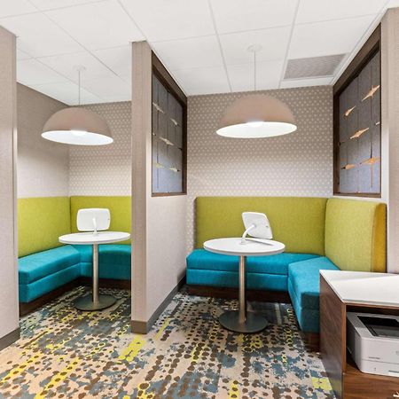 Hampton Inn & Suites Tigard Bagian luar foto