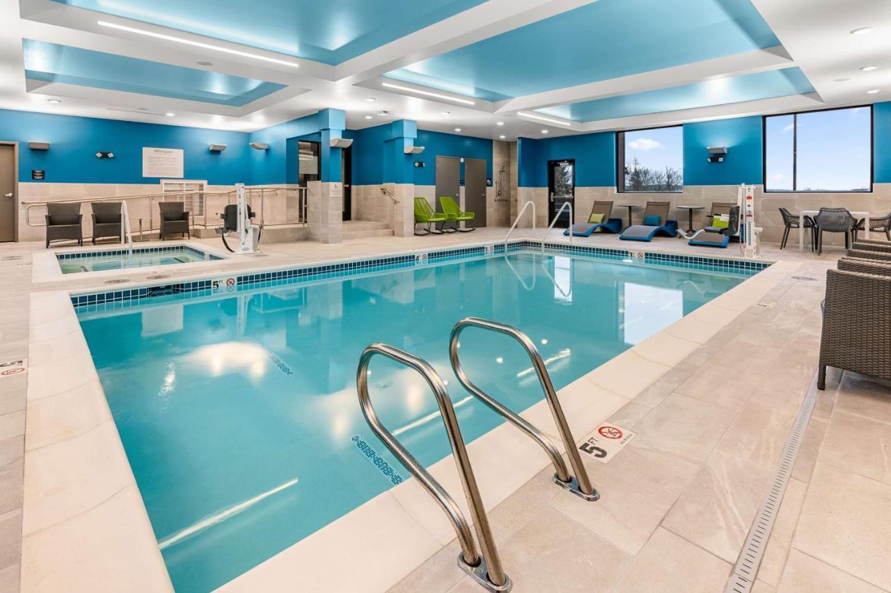 Hampton Inn & Suites Tigard Bagian luar foto