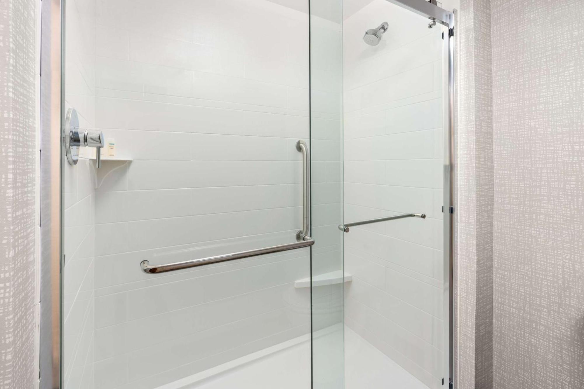 Hampton Inn & Suites Tigard Bagian luar foto